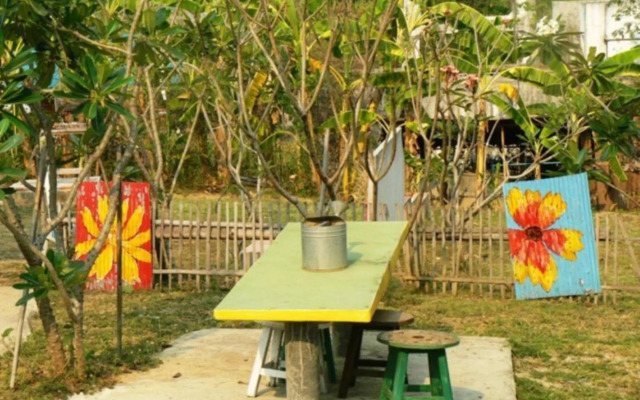 Norn Pai Norn Play Guesthouse