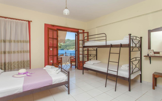 Ionio Sea Poros Studios