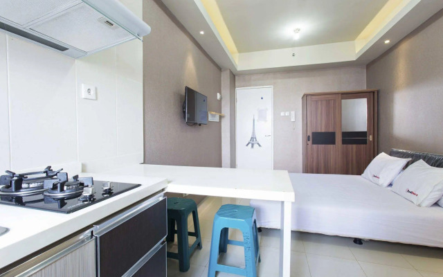 RedDoorz Apartment @ Pegangsaan Kelapa Gading