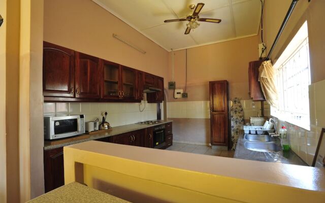 Premier Guest Lodge