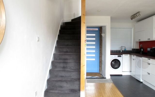 The Jericho Daydream - Lovely 3Bdr Jericho Townhouse