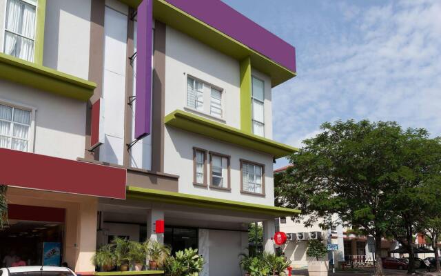 ZEN Rooms Near SALAM Hospital