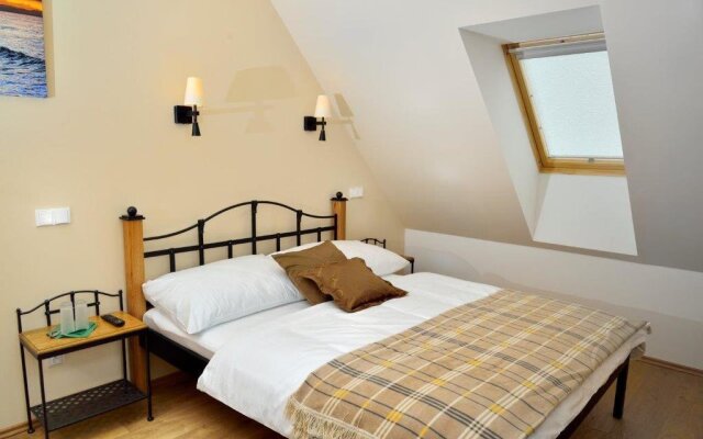 Hotel and restaurant Via Ironia