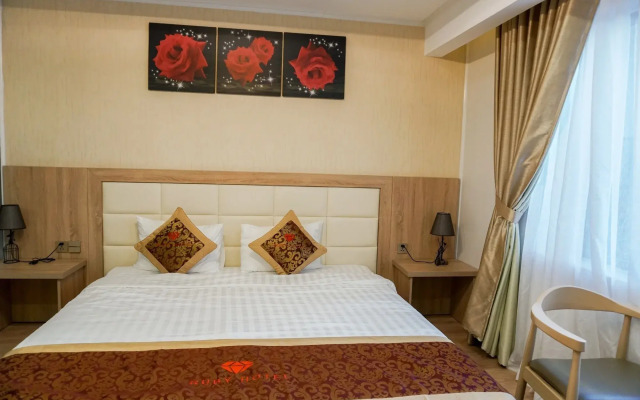 Ruby Hotel