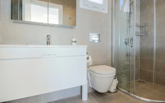 Villa Dome Bianca by Villaduragi