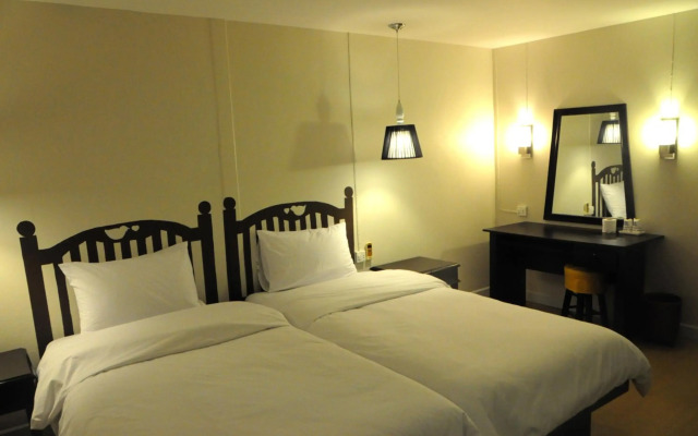 Roma Hotel