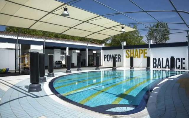 Bungalow in Caorle With Garden Furniture