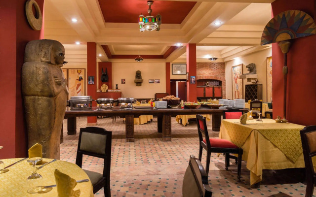 Oscar Hotel by Atlas Studios