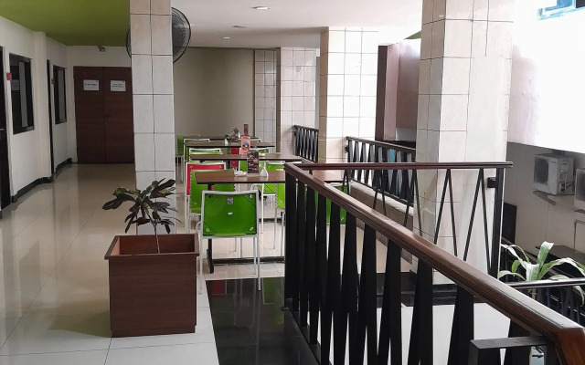 Hotel Candi Indah - Akpol Semarang