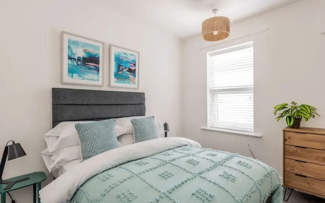 Host Stay The Haven at Church Road