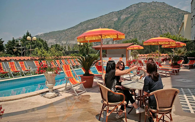 Hotel Albatros