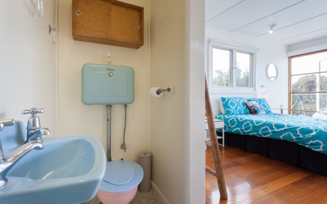 Sunseeker Cottage – Guest Rooms – Melbourne