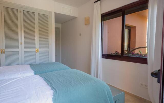 3+1 bed apartment, 100m away from the beach