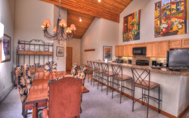 Villas at Snowmass Club