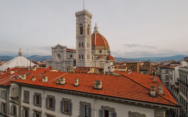 Florence Luxury Apartment al Duomo by Mmega