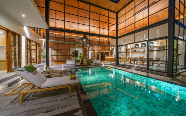 Villa Mango 3 - Amazing 4-bdr Villa in Berawa ! PERFECT LOCATION !