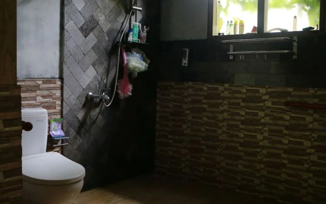 Homestay Junet - Hostel