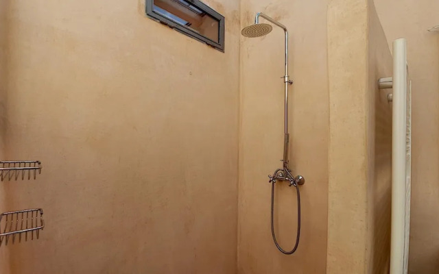 Cis002 in Cisternino