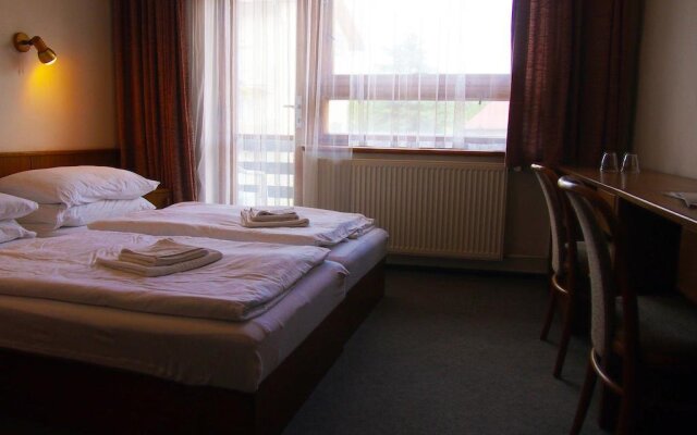 Hotel Fousek