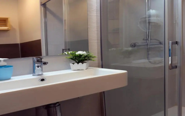 Loft independiente con Piscina compartida en Centro de Valencia