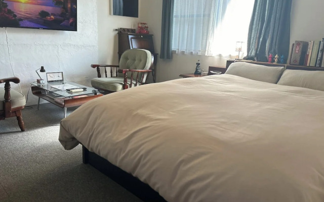 Sayama Aesthetics School