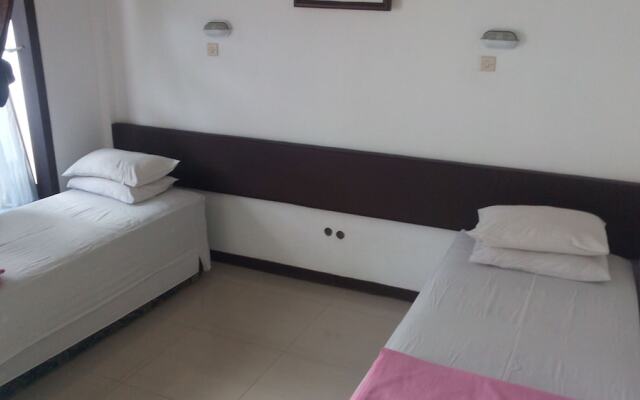 Hotel Moro Seneng