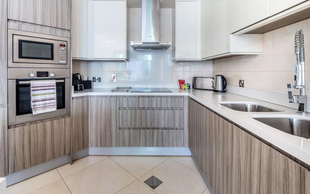 Warm & Spacious 2BR in The Famous Dubai Marina