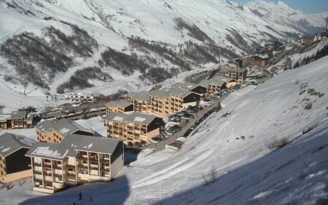 Appartement Les Menuires, 1 pièce, 3 personnes - FR-1-344-535