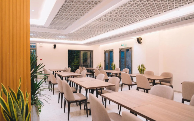 Canary Dalat Hotel