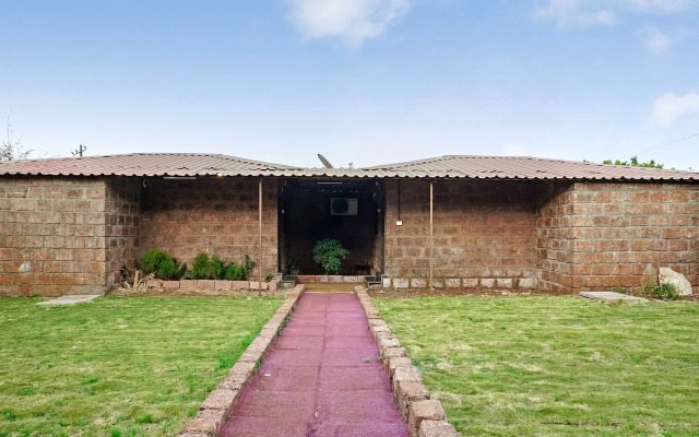 Treebo Vhyomaan Resort