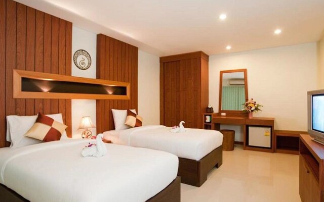 Deva Suites Patong