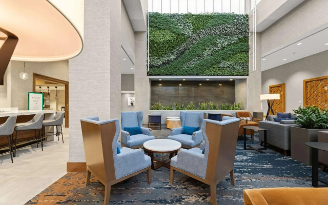 Embassy Suites by Hilton Irving Las Colinas
