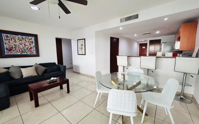 Costa Veleros Apartments