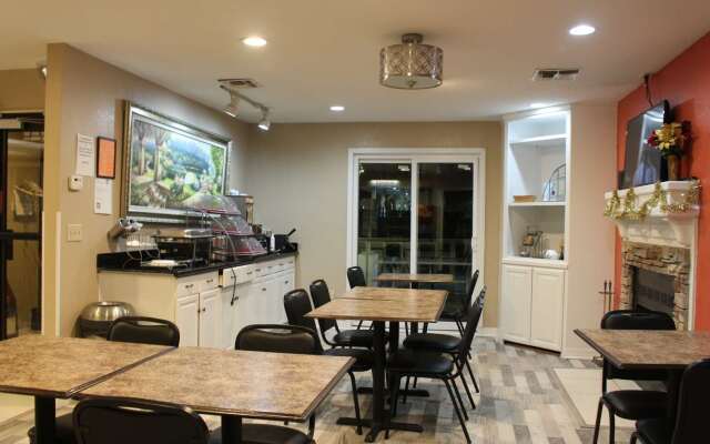 Hawthorn Extended Stay by Wyndham Wichita