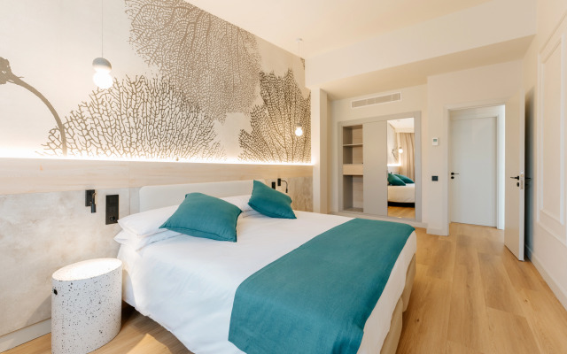 R2 Higos Beach Apartments