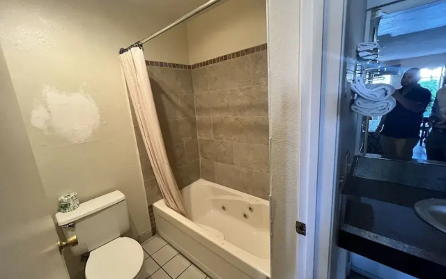 Casa Blanca Express & Suites Cypress Buena Park - Anaheim Area