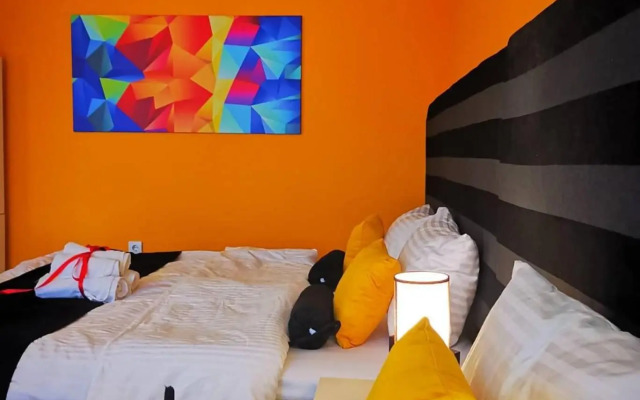 Small Luxury En suites ELEONOR