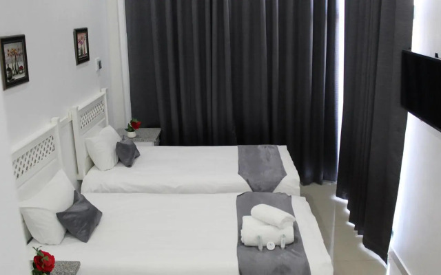 Royal Ushaka Hotel- Morningside