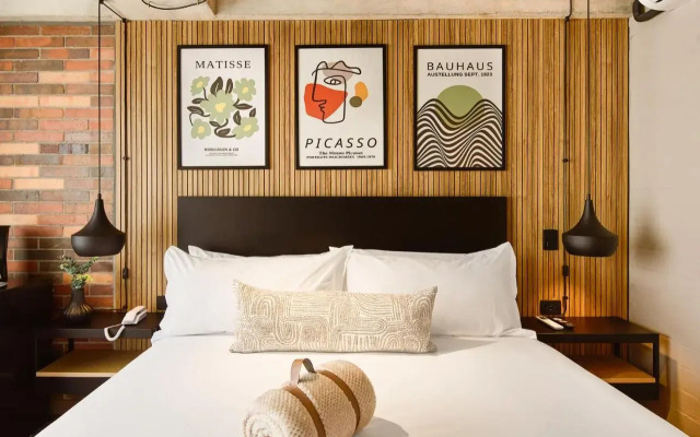 Urbit Social Lofts