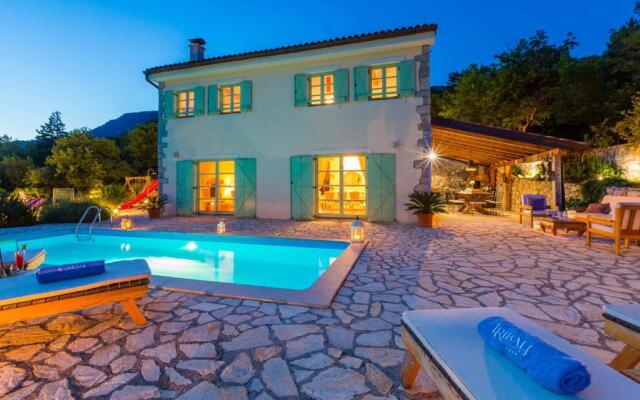 Villa Tribalj