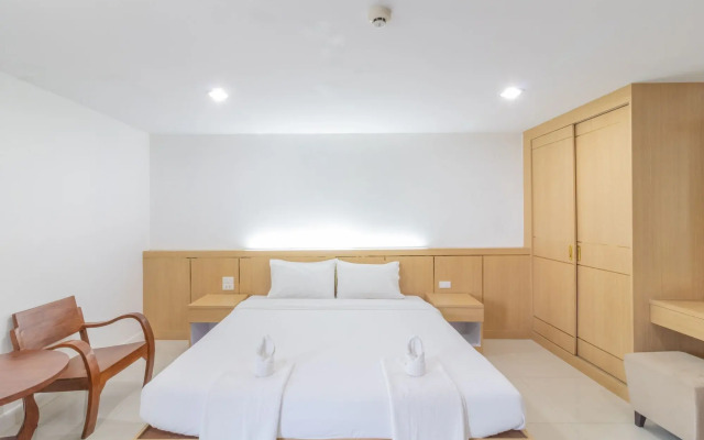 Siam Privi Hotel