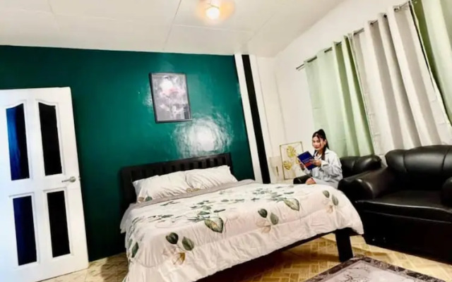 Axon Cozy Modern House #B Near The Walking Street