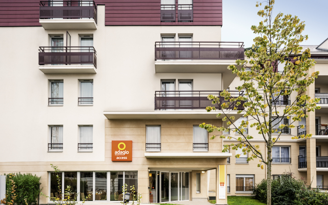 Aparthotel Adagio Access Carrières-sous-Poissy