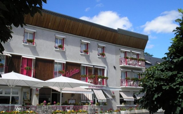 Hotel Le Grillon