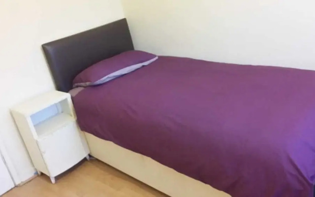 Chester 3 Bedroom House 4th Room to Sleep 7 Total