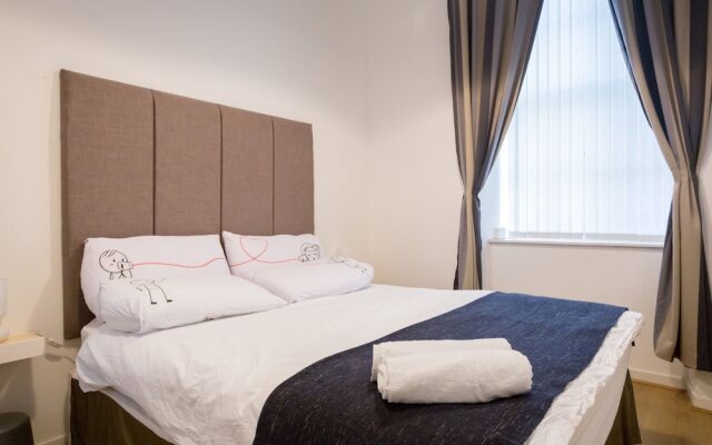 Westend Hydro & SECC Apartment