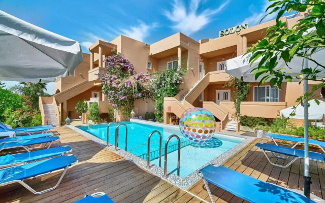 Solon Apartments