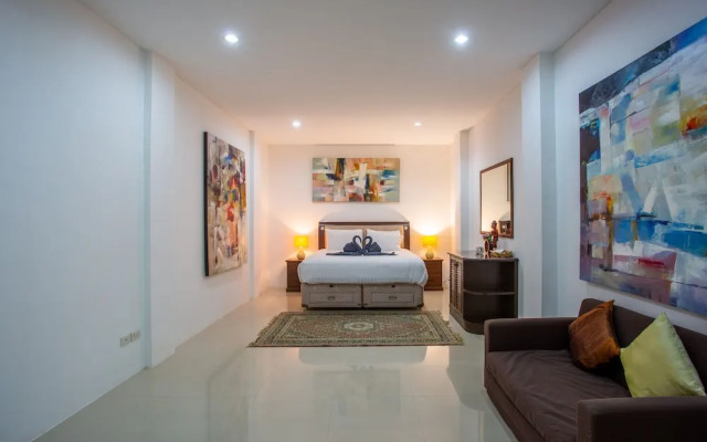 The Mayan Apartment