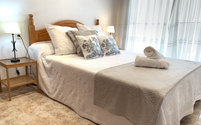 T&H Aventura Park Family Apartment