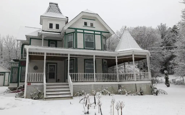Antique Rose Inn Windham